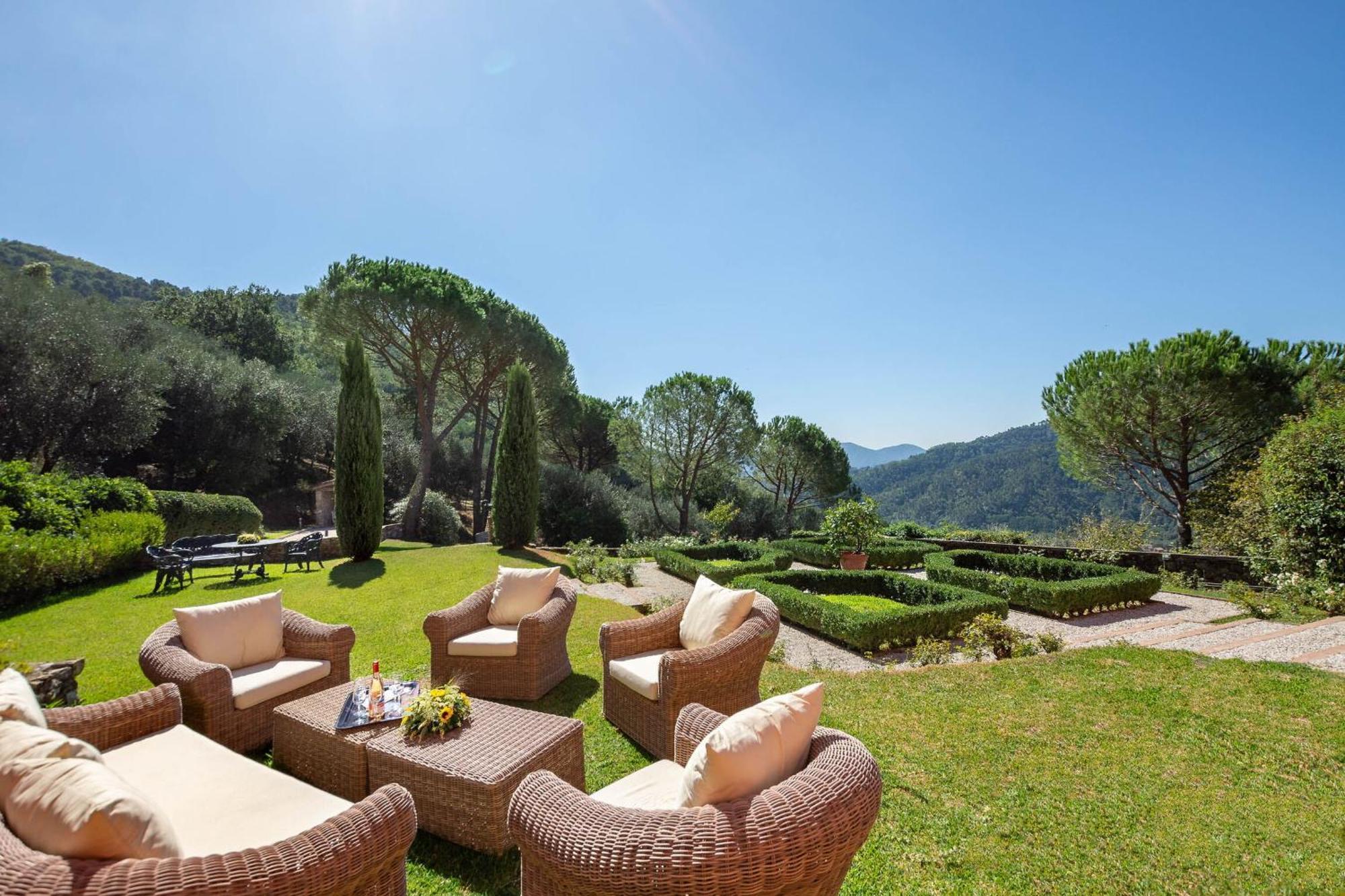 Villa Igea By Salogi Villas Mastiano Exterior photo